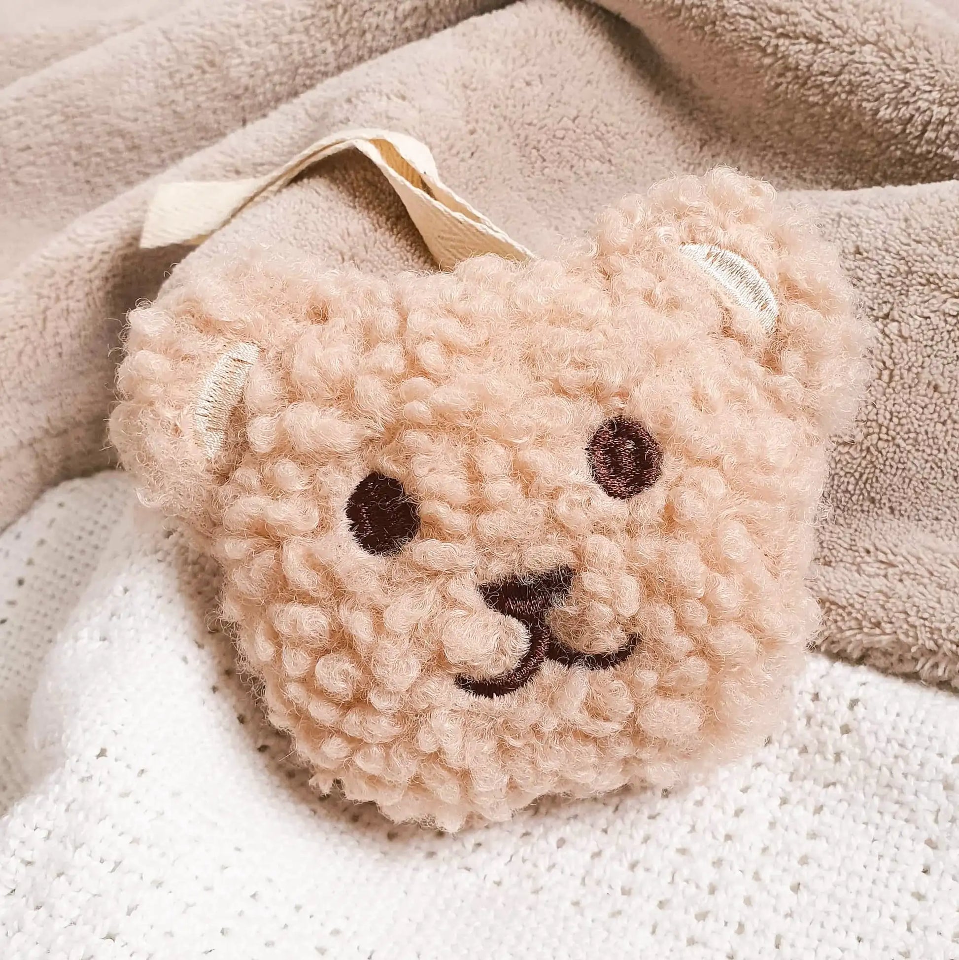Crème beige teddybeer speenknuffel met pluchen berenkop voor fopspeen.